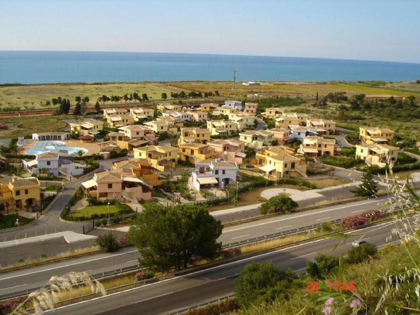 Mare Luna Village Campofelice Di Roccella Zewnętrze zdjęcie